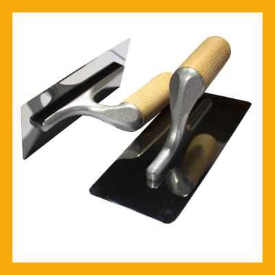 AHŞAP SAPLI ÇELİK MALA