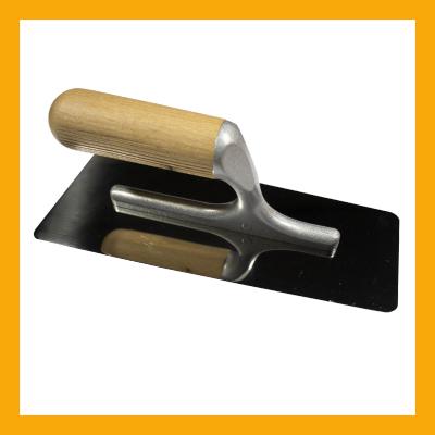 AHŞAP SAPLI ÇELİK MALA