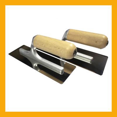 AHŞAP SAPLI ÇELİK MALA